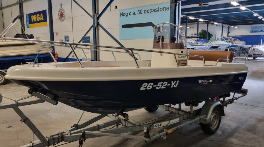 Rascala FM 15 met 40pk 4-takt EFI en trailer (zéér netjes!)