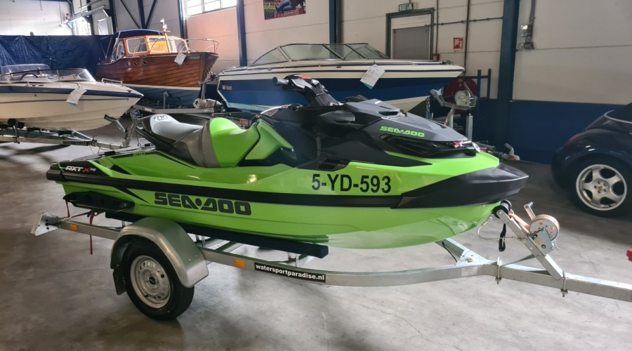 Sea Doo RXT-X RS 300 uit 2020