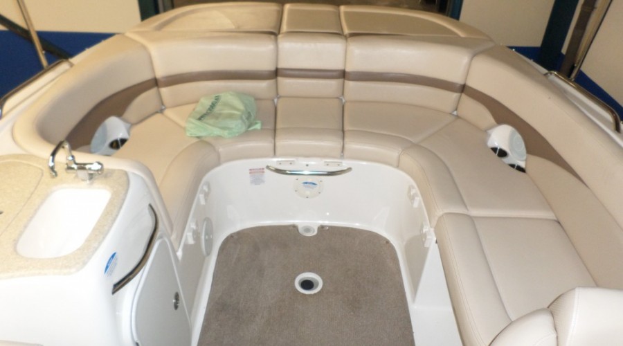 Chaparral 256 SSi bowrider